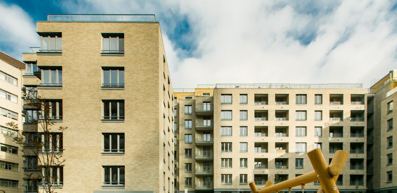 квартира г Санкт-Петербург метро Новочеркасская ш Революции 3к/2 фото 4