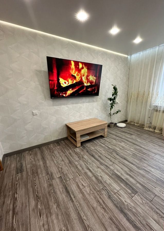 квартира г Новокузнецк р-н Новоильинский ул Косыгина 3 фото 2