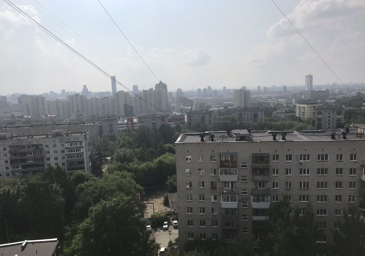 квартира г Екатеринбург р-н Кировский Динамо ул Флотская 41 фото 1