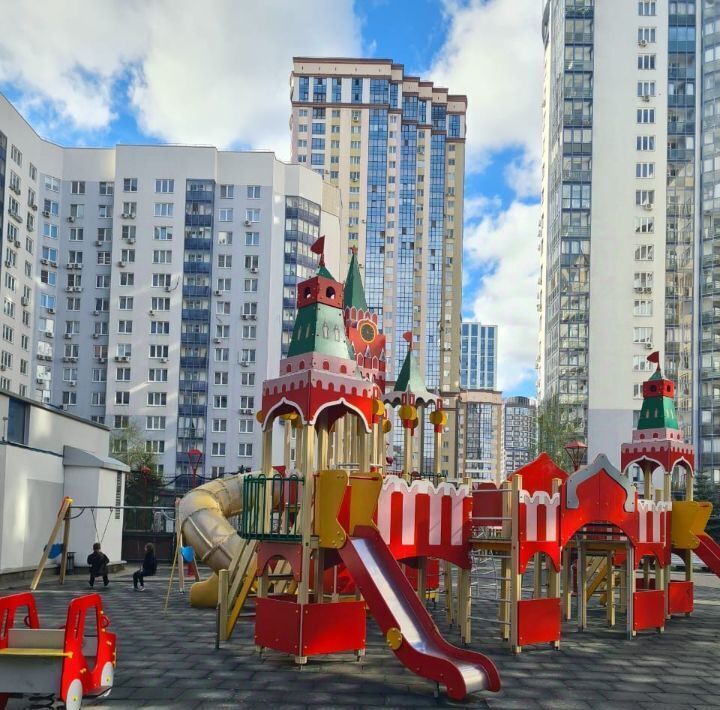 квартира г Екатеринбург р-н Ленинский Геологическая ул Мартовская 77 фото 1
