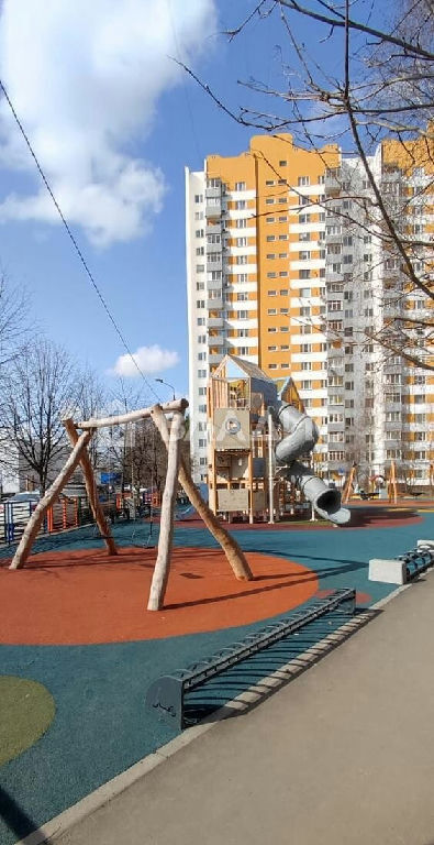 квартира г Москва метро Новохохловская ул Дмитрия Рябинкина 4к/1 обл Московская фото 1