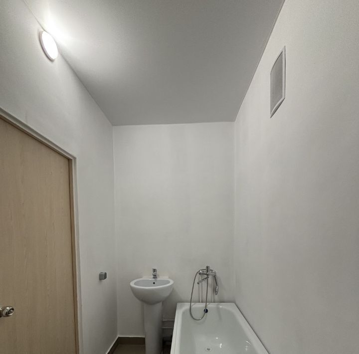квартира г Мегион ул А.М.Кузьмина 35/1 фото 13