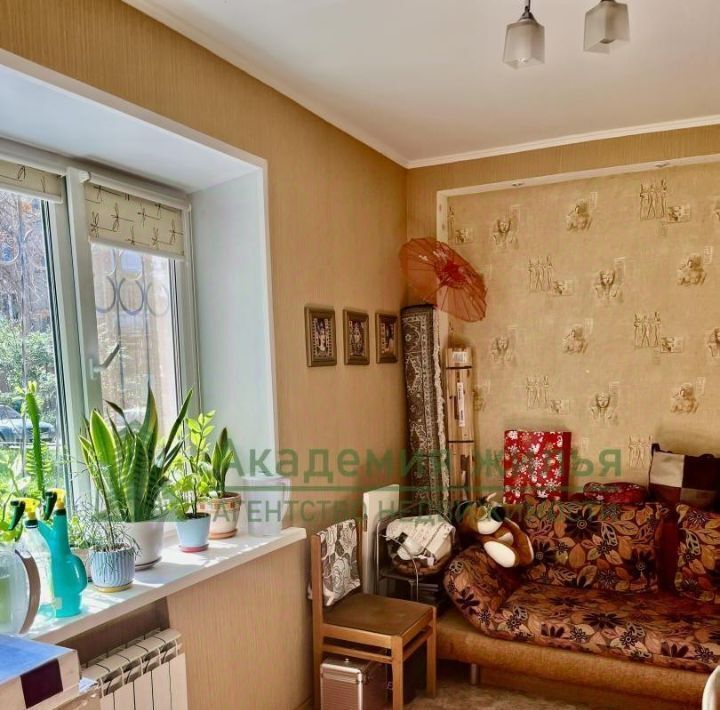 квартира г Энгельс 1-й мкр, 8 фото 4