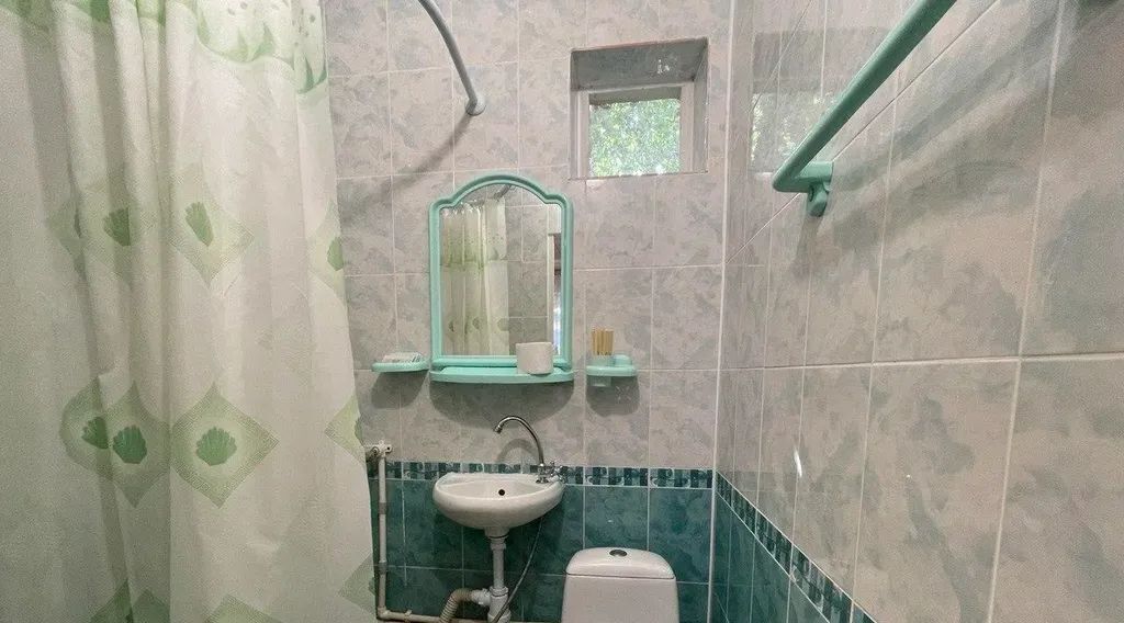 комната г Геленджик ул Циолковского 10 фото 2