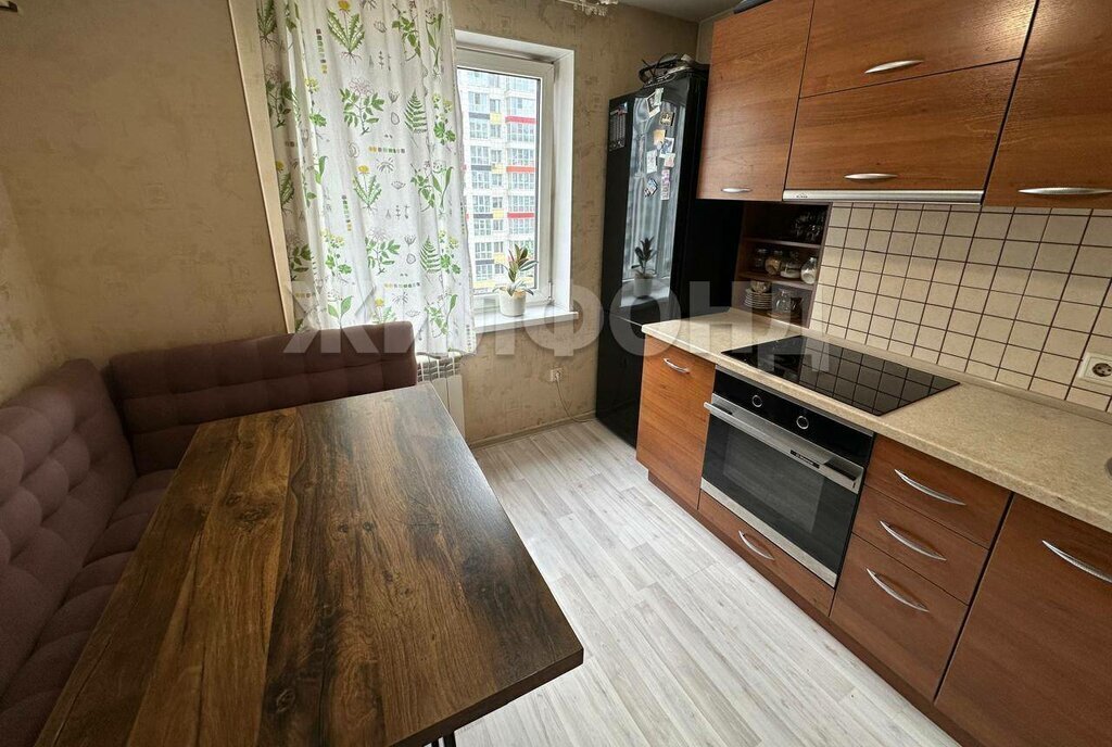 квартира г Барнаул р-н Центральный ул Партизанская 146 фото 2