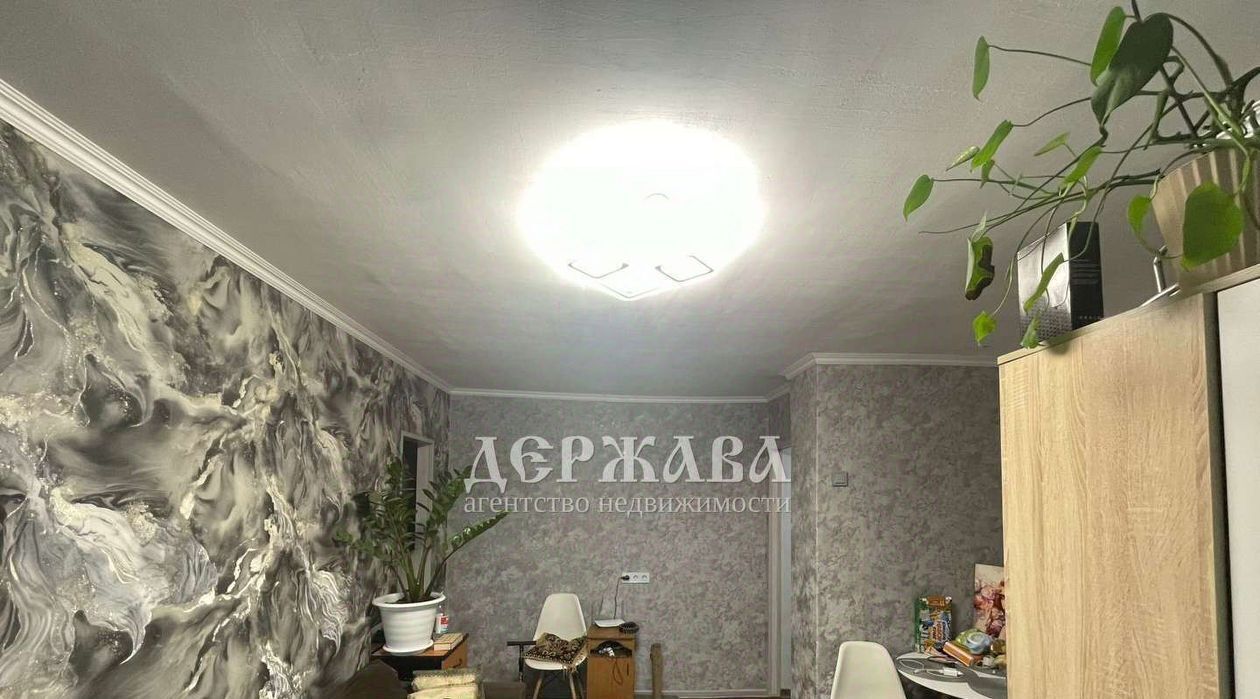 квартира г Старый Оскол микрорайон Горняк 34 фото 3