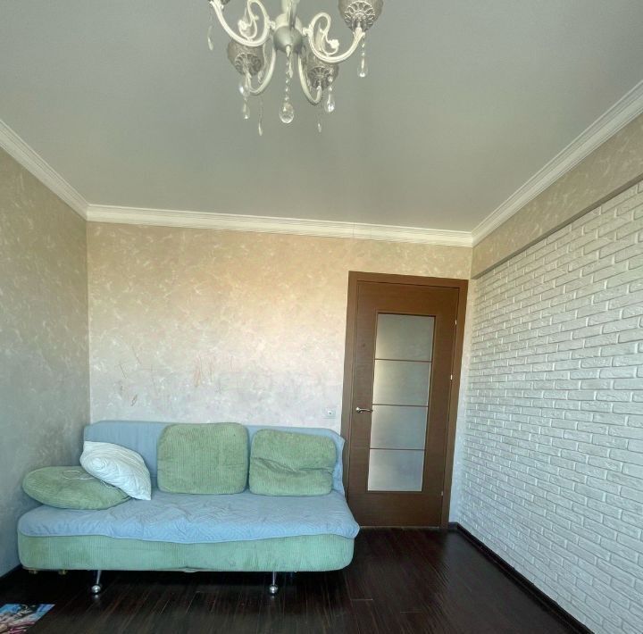 квартира г Омск р-н Кировский ул Дмитриева 13/1 Кировский АО фото 2
