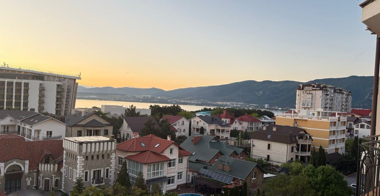 квартира г Геленджик ул Крымская 22к/23 фото 14