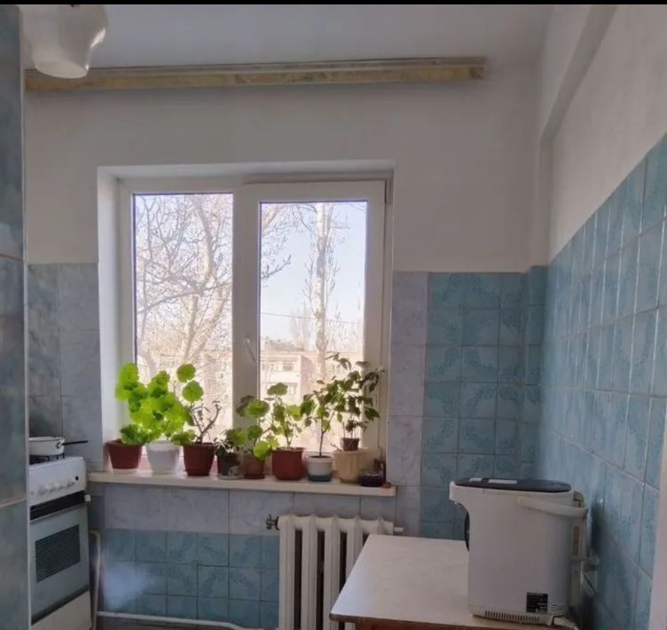 квартира г Волгоград р-н Дзержинский мкр Жилгородок ул им. Гнесиных 62 фото 11