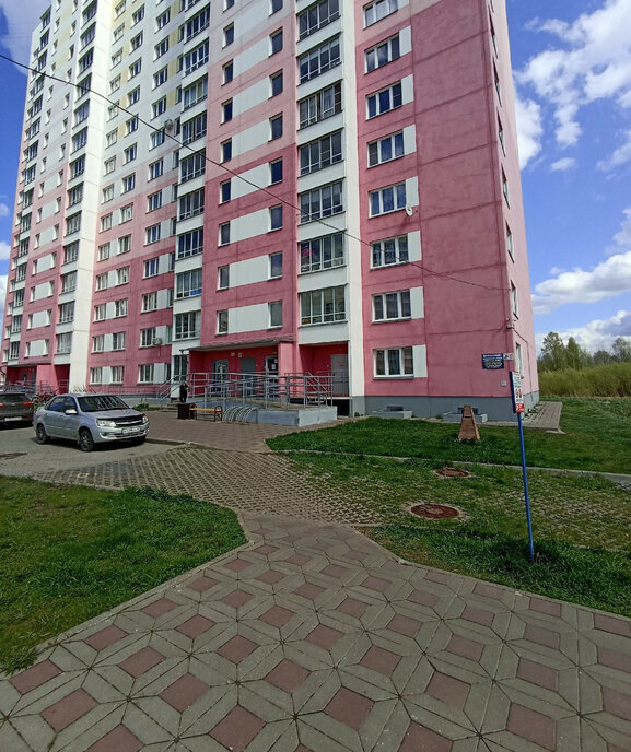 квартира г Киров р-н Первомайский микрорайон Коминтерновский ул Павла Корчагина 232 фото 1