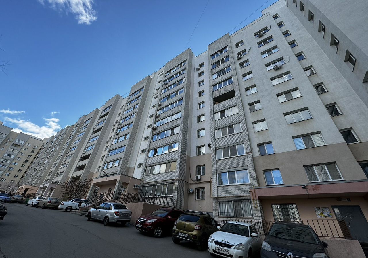 квартира г Саратов р-н Кировский Солнечный 2 ул им Батавина П.Ф. 12 фото 1