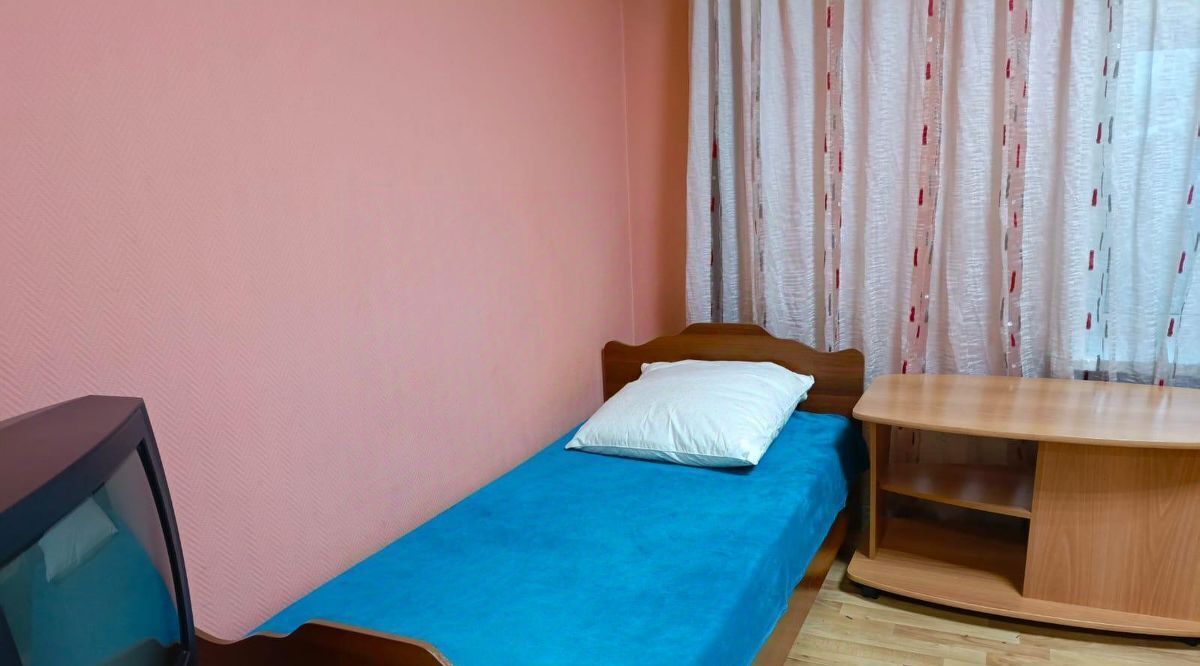 комната г Новокузнецк р-н Куйбышевский ул Мичурина 7 фото 1