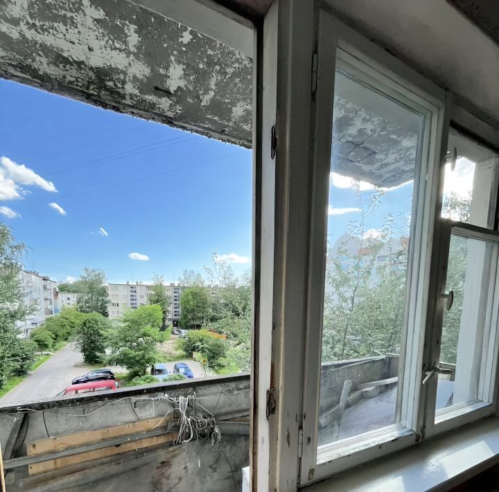 квартира р-н Кингисеппский г Кингисепп ул Воровского 9 Кингисеппское городское поселение фото 14