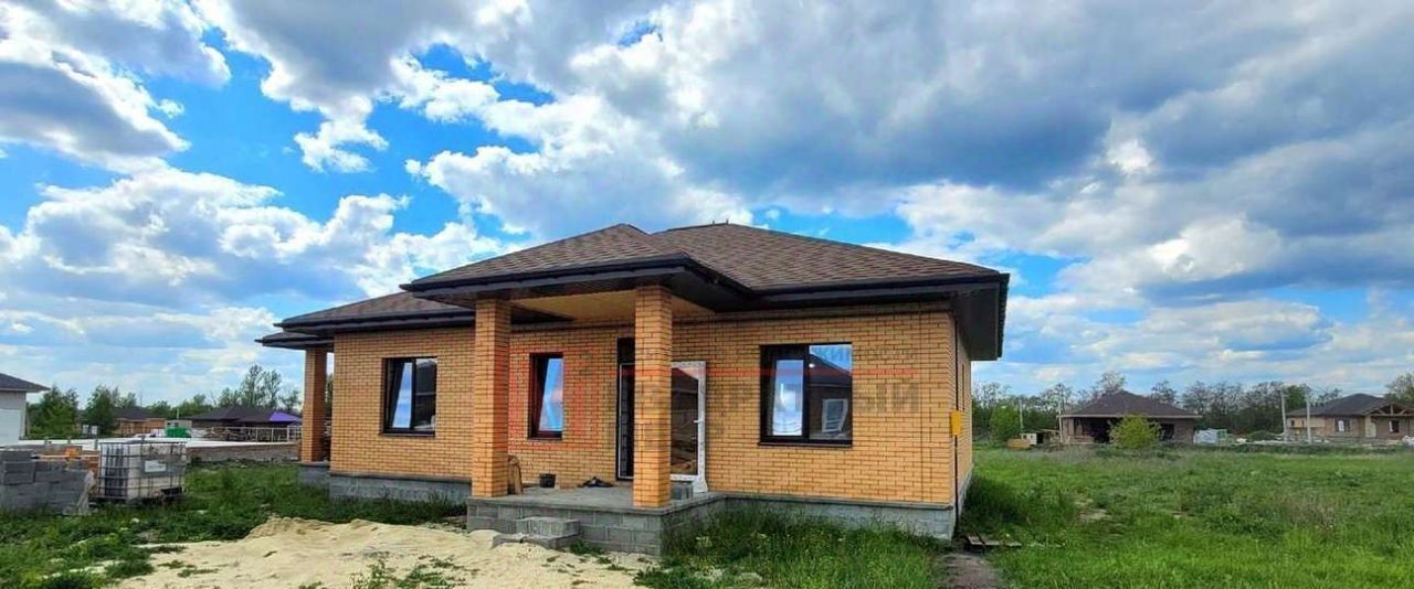 дом г Старый Оскол ул Аквамариновая 45 фото 1