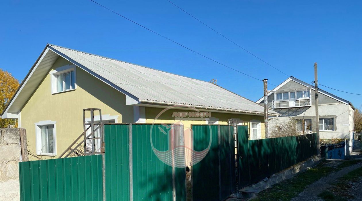 дом р-н Белогорский г Белогорск ул Продольная 84а фото 4