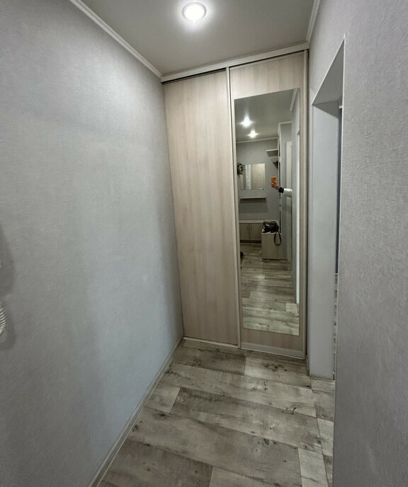 квартира г Саратов р-н Ленинский улица имени С. Ф. Тархова, 21Б фото 7