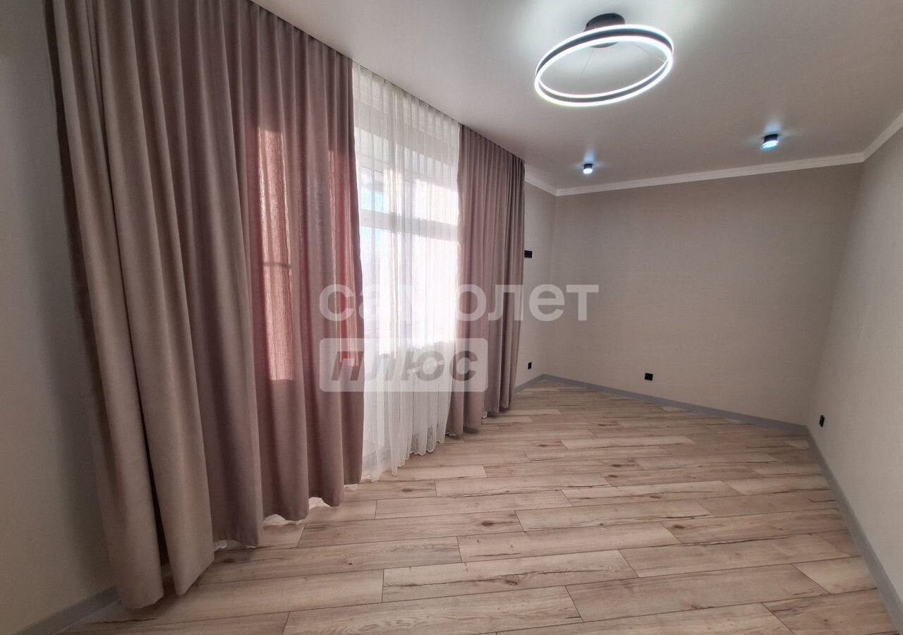 квартира р-н Шпаковский г Михайловск ул Демидова 206/1 фото 1