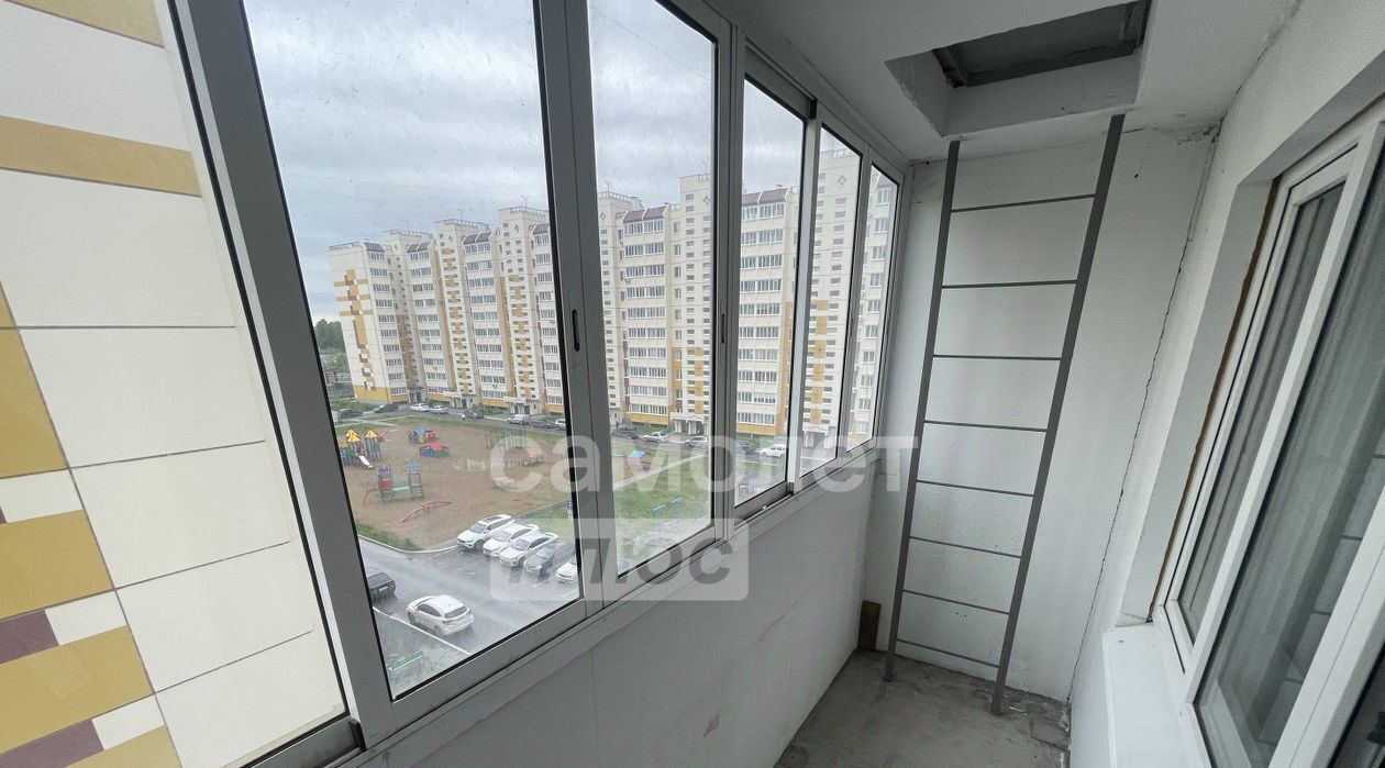 квартира г Омск р-н Центральный проезд 1-й Амурский 5к/1 фото 3