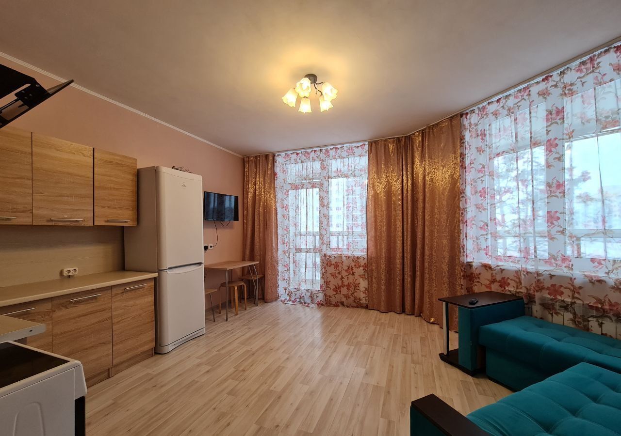 квартира г Екатеринбург Академический б-р Академика Семихатова Н.А. 18 фото 1