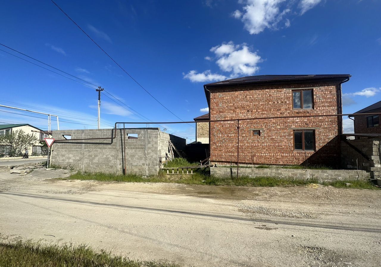 дом г Махачкала р-н Ленинский Ленинский внутригородской район, ул. Энгельса, 22 фото 4