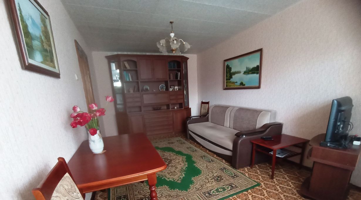 квартира г Саратов р-н Октябрьский ул им Симбирцева В.Н. 7 фото 2