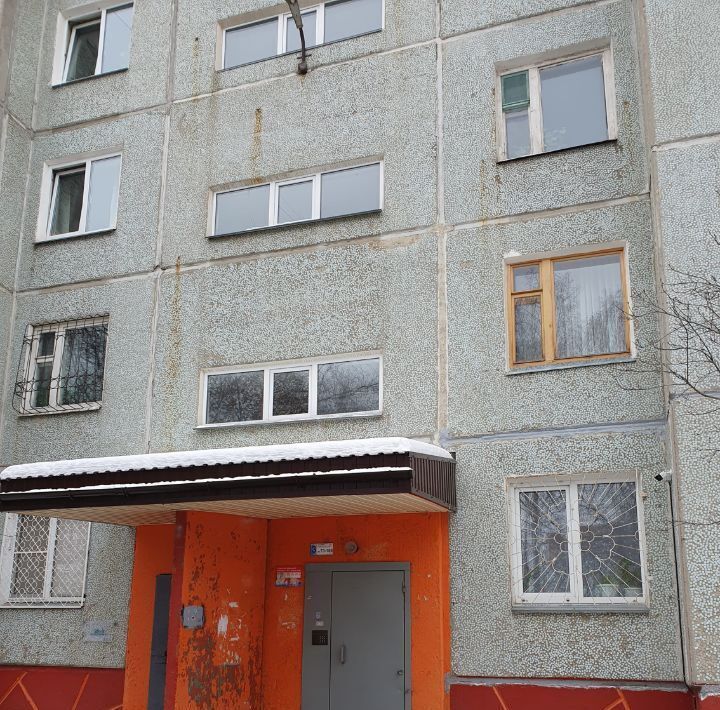 квартира г Омск р-н Кировский ул 70 лет Октября 18/1 фото 11