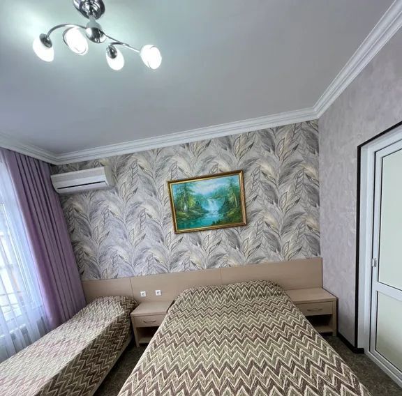 комната г Сочи р-н Адлерский ул Просвещения 85 фото 1