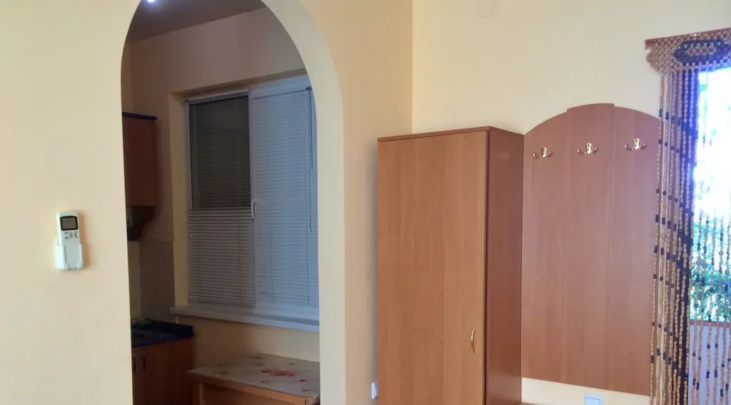 комната г Феодосия пгт Орджоникидзе ул Нахимова 25 фото 6