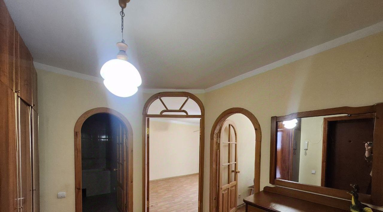 квартира г Саратов р-н Волжский ул Усть-Курдюмская 7г фото 2