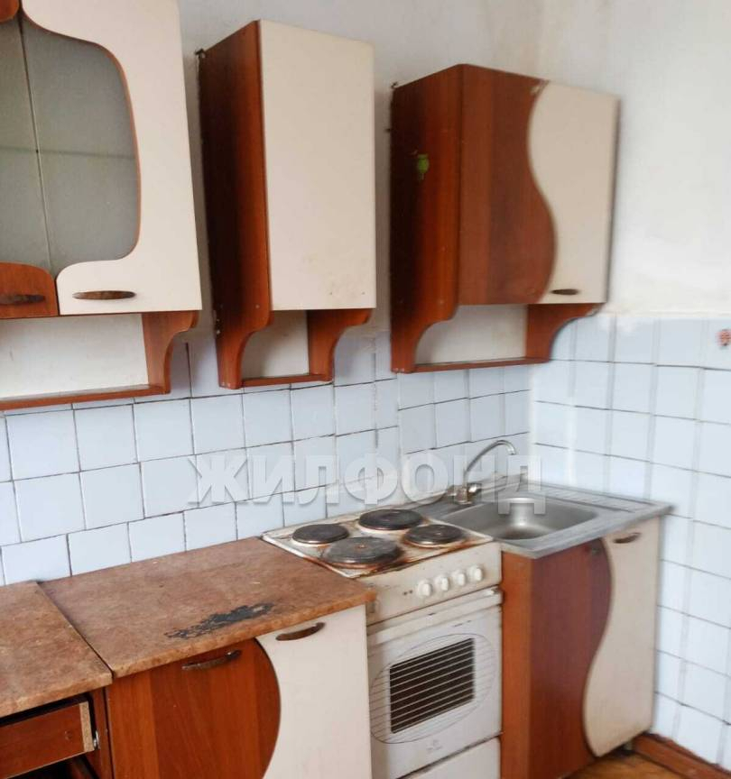 квартира г Кемерово р-н Кировский ул Халтурина 23а фото 1
