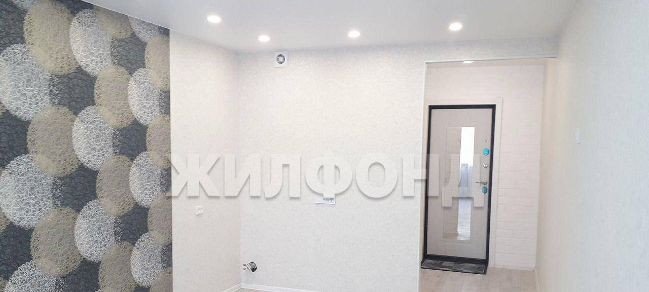 квартира г Кемерово р-н Ленинский пр-кт Ленина 135а фото 8