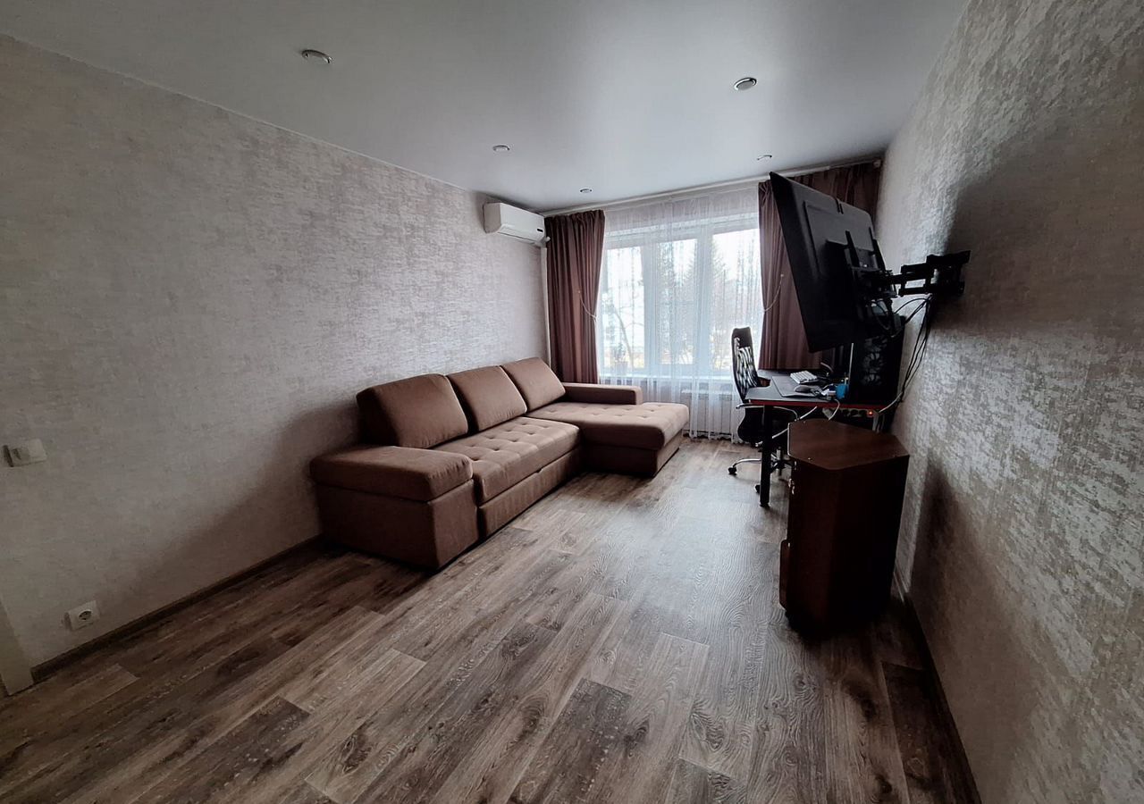 квартира г Тольятти р-н Автозаводский 10-й квартал б-р Луначарского 16 фото 7