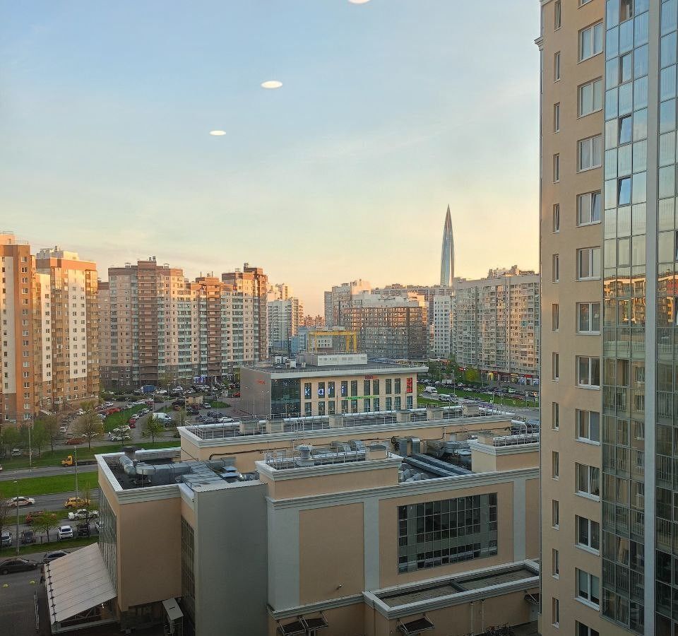 квартира г Санкт-Петербург ул Оптиков 37 Беговая фото 1