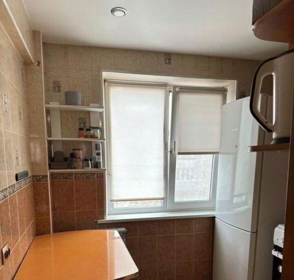 квартира г Омск р-н Центральный ул 27-я Северная 46 фото 4