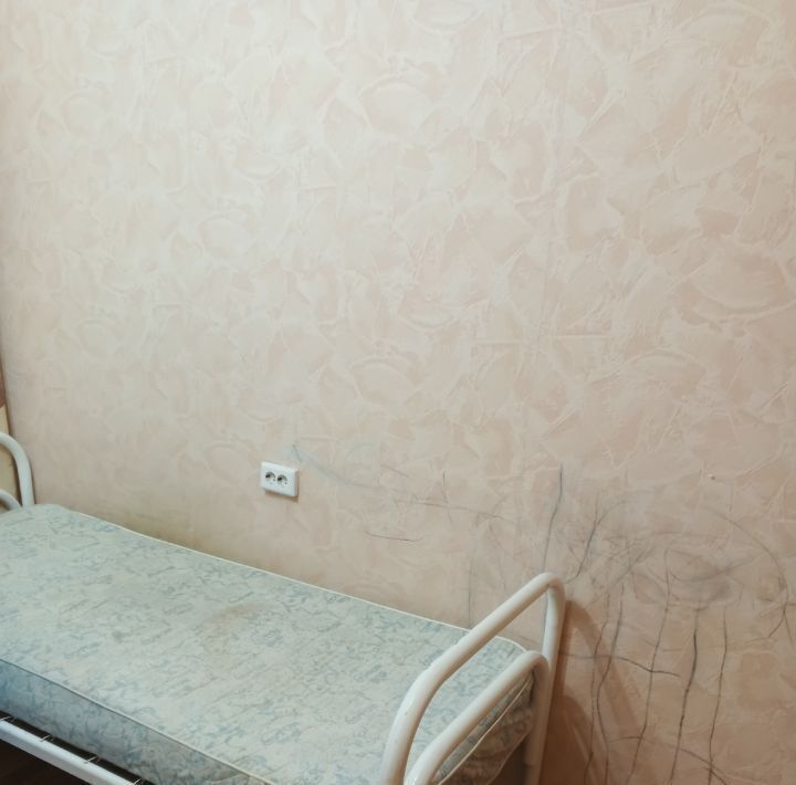 комната г Когалым ул Дружбы Народов 18 фото 4
