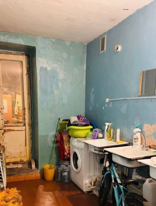 комната г Тюмень р-н Восточный ул Станционная 24 фото 6