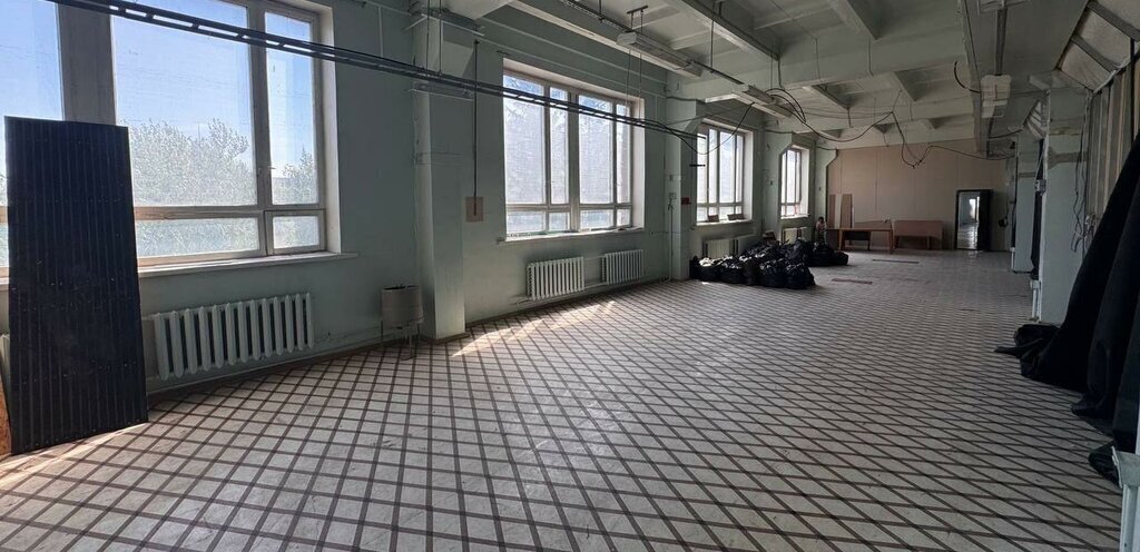 торговое помещение г Тольятти р-н Автозаводский б-р Буденного 16 фото 15