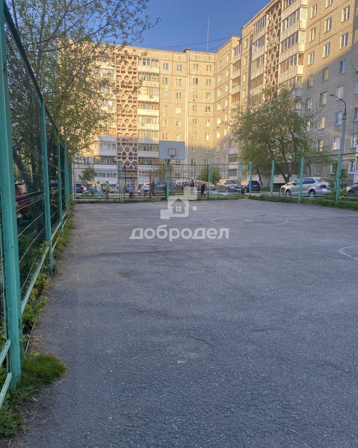 квартира г Первоуральск ул Строителей 1 фото 3
