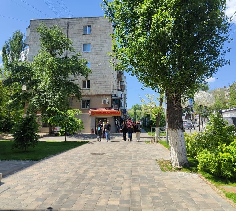 квартира г Волгоград р-н Советский ул Казахская 23 фото 13