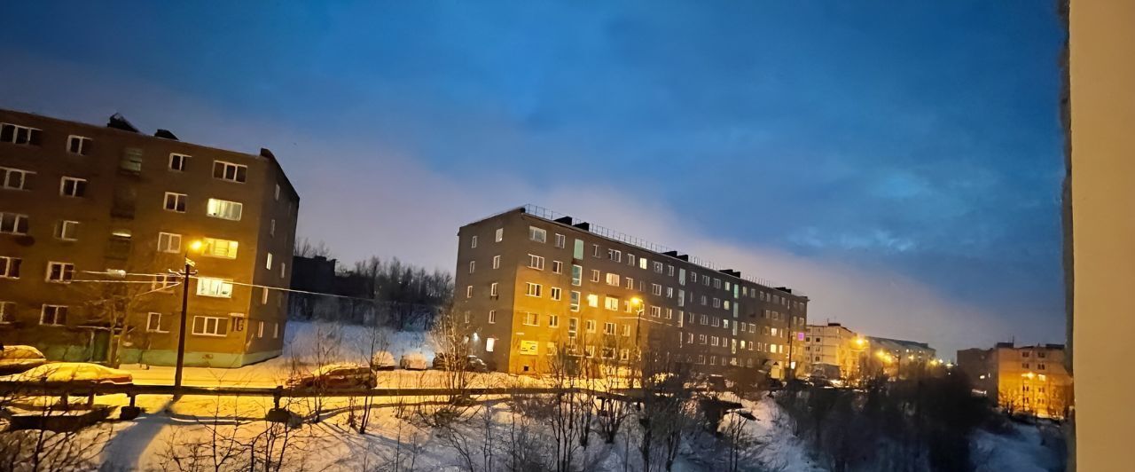 квартира г Кировск ул Мира 17 фото 12