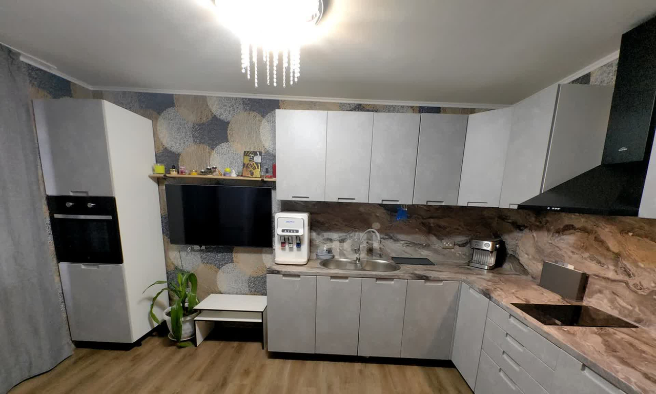 квартира г Екатеринбург Академический ул Краснолесья 99 фото 1