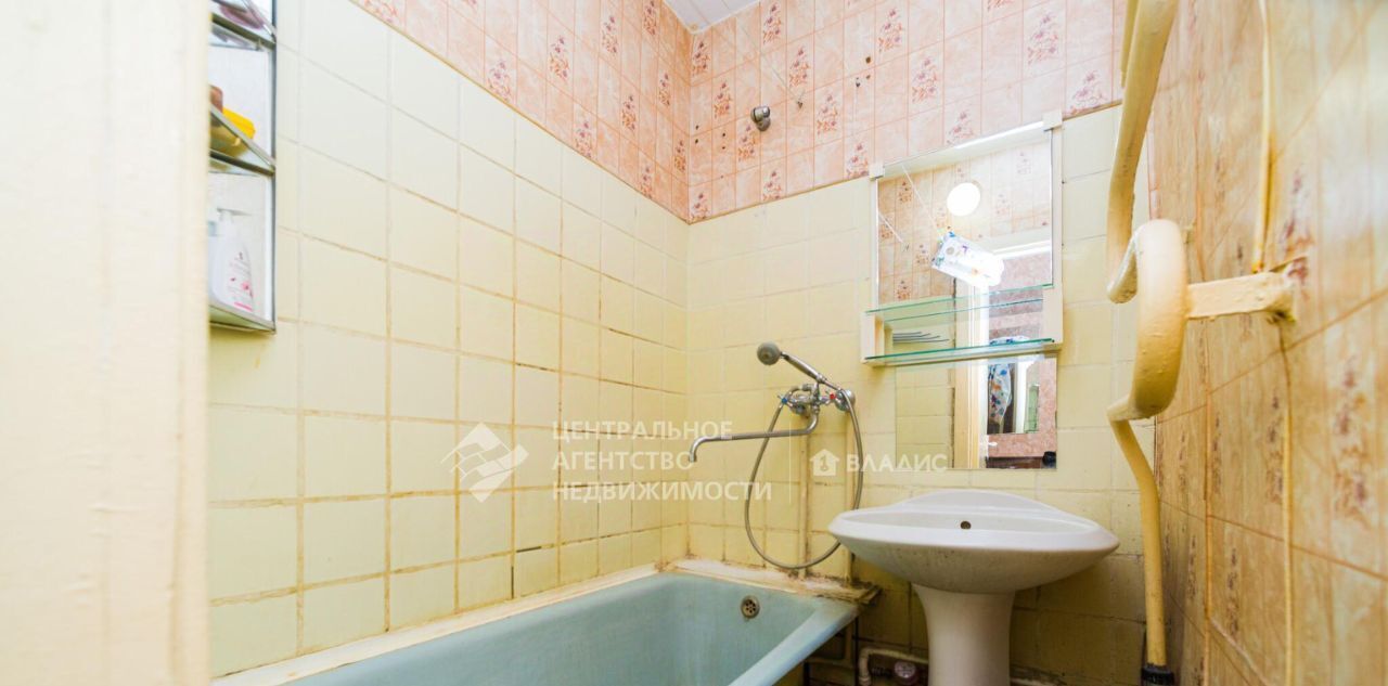 квартира г Рязань р-н Советский ул Есенина 38 фото 7
