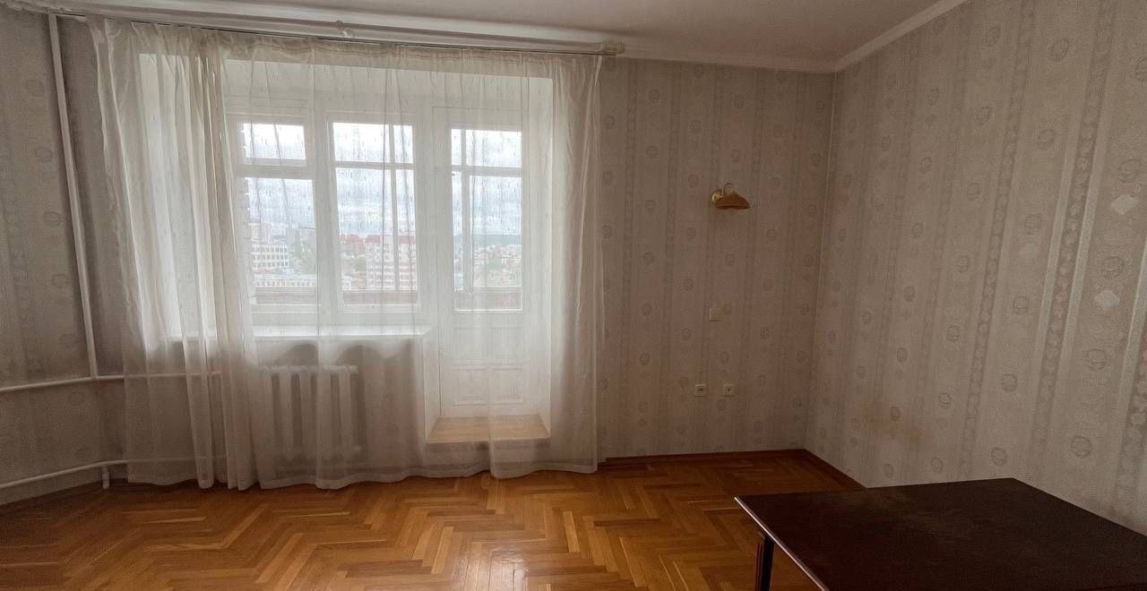 квартира г Саратов р-н Волжский ул Кузнечная 28/42 фото 2