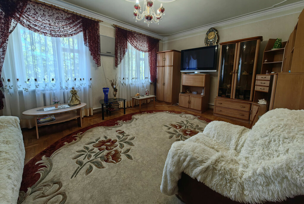 дом г Армавир ул Гутеневского фото 23
