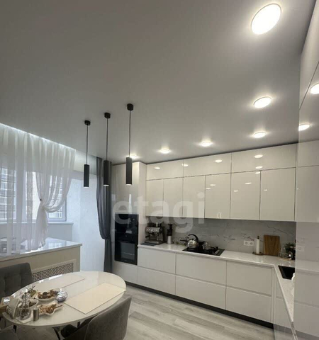 р-н Автозаводский Новый Город м-н, 1 / Аделя Кутуя, 3 фото