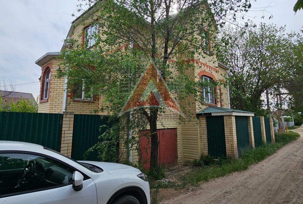 дом г Астрахань р-н Ленинский улица Набережная Тимирязева, 16 фото 1