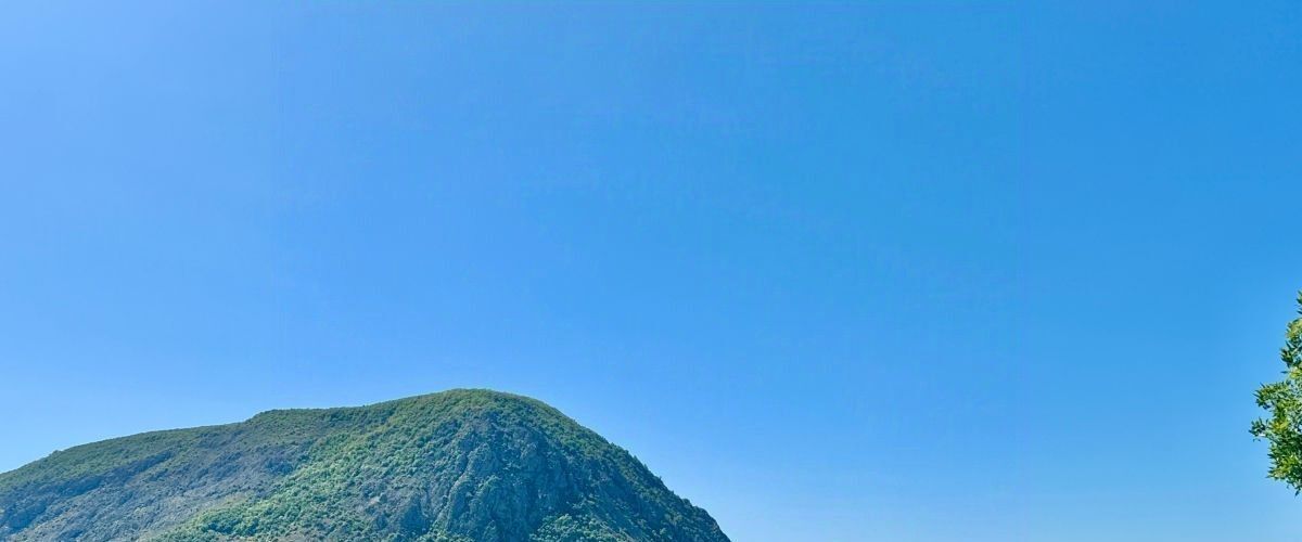 дом г Алушта с Лавровое ул Фрунзенская фото 25