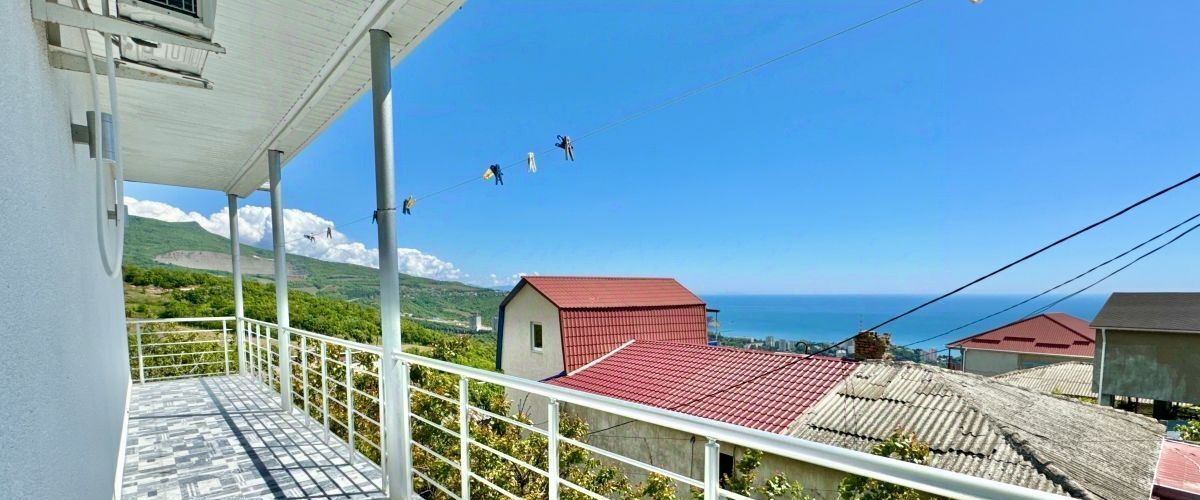дом г Алушта с Лавровое ул Фрунзенская фото 50