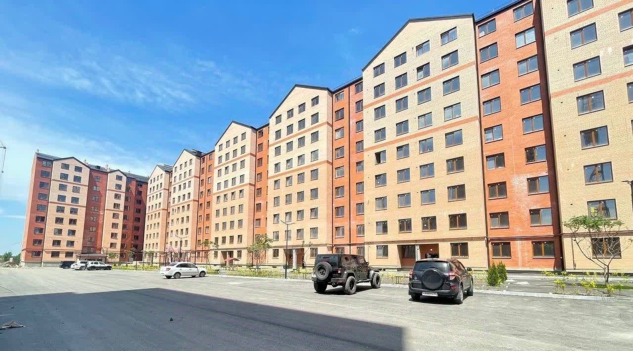 квартира г Владикавказ р-н Иристонский ул Зураба Магкаева 83к/4 фото 1