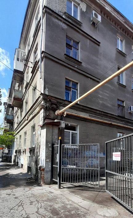 комната г Саратов р-н Фрунзенский ул им Сакко и Ванцетти 16 фото 2